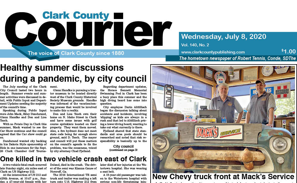 7-8 Clark Courier front crop