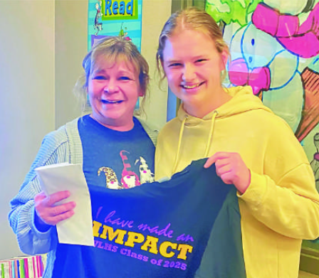 Willow Lake High School seniors write letters of impact to staff members as part of school project