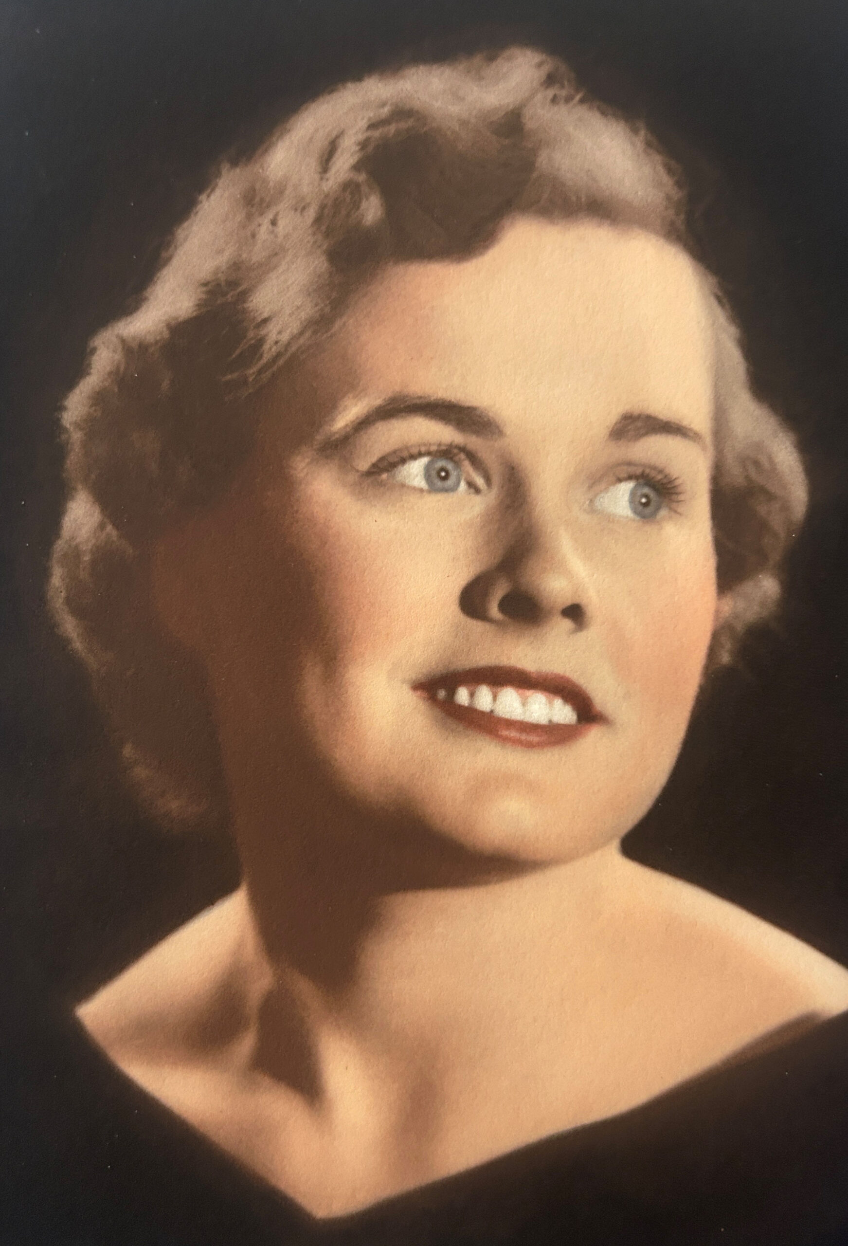 LaVonne Helkenn