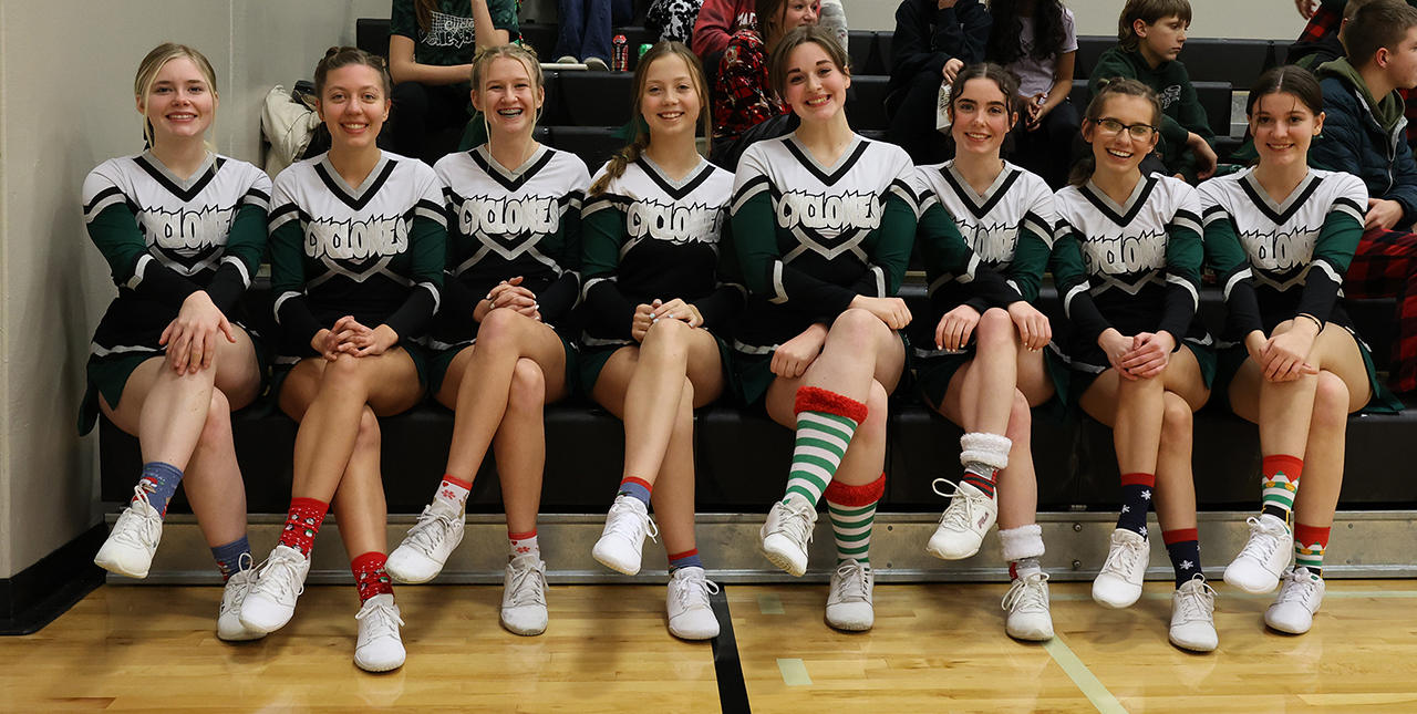 basketball cheer team