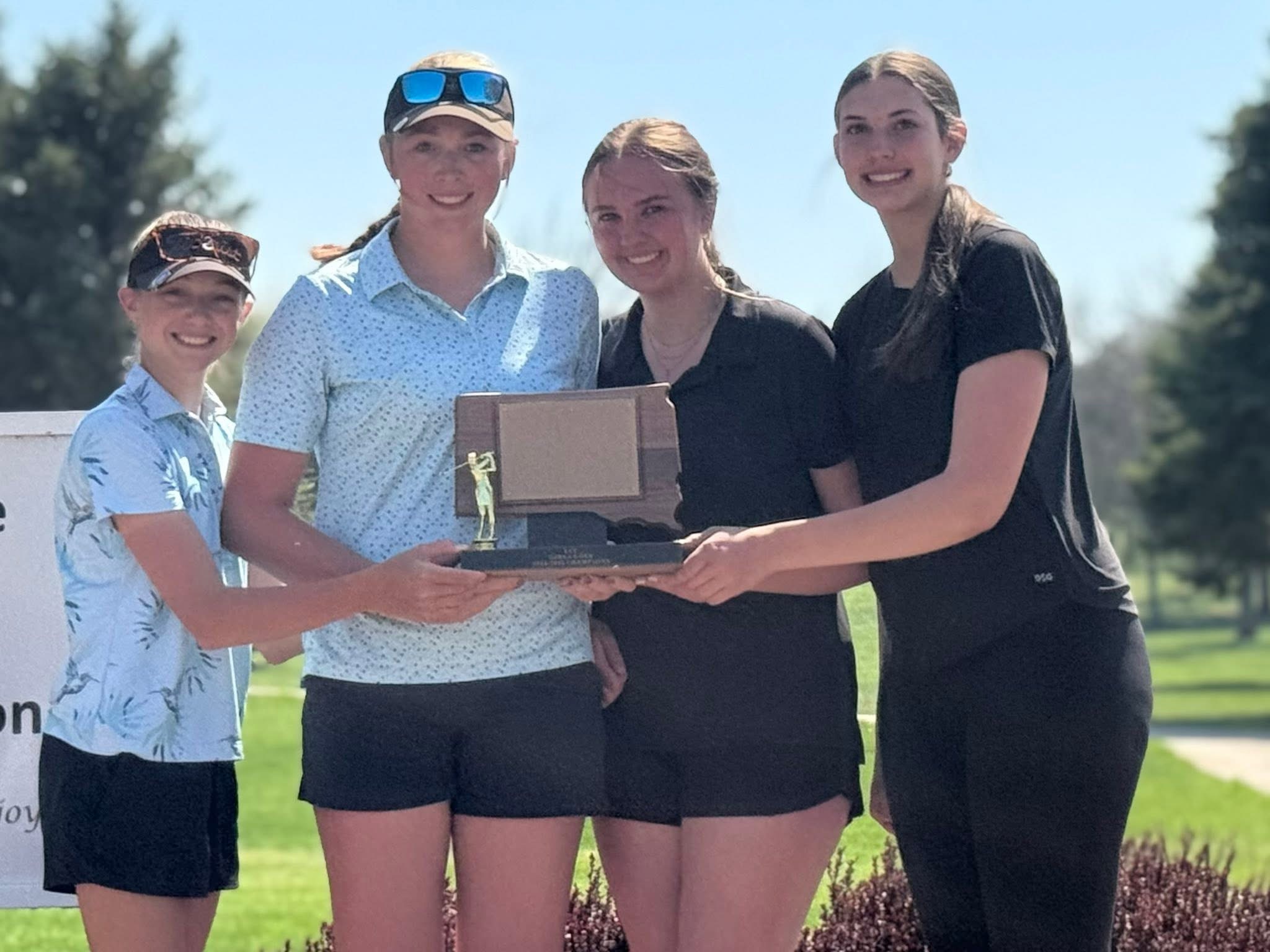 Cyclone golfers on a roll, claim first and second place continuously