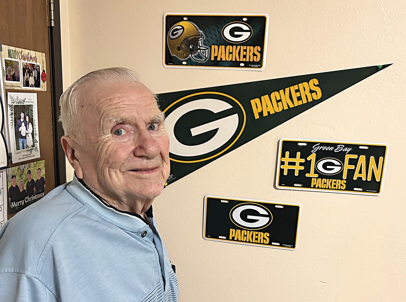 Les Solberg recalls life experiences, Packers collection